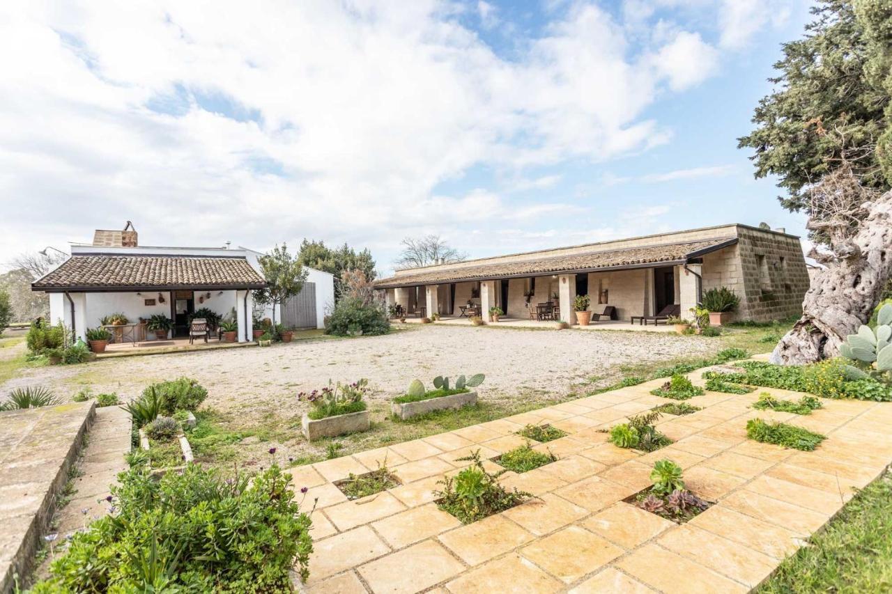 Villa Agriturismo De Lorenzi Casarano Exterior foto