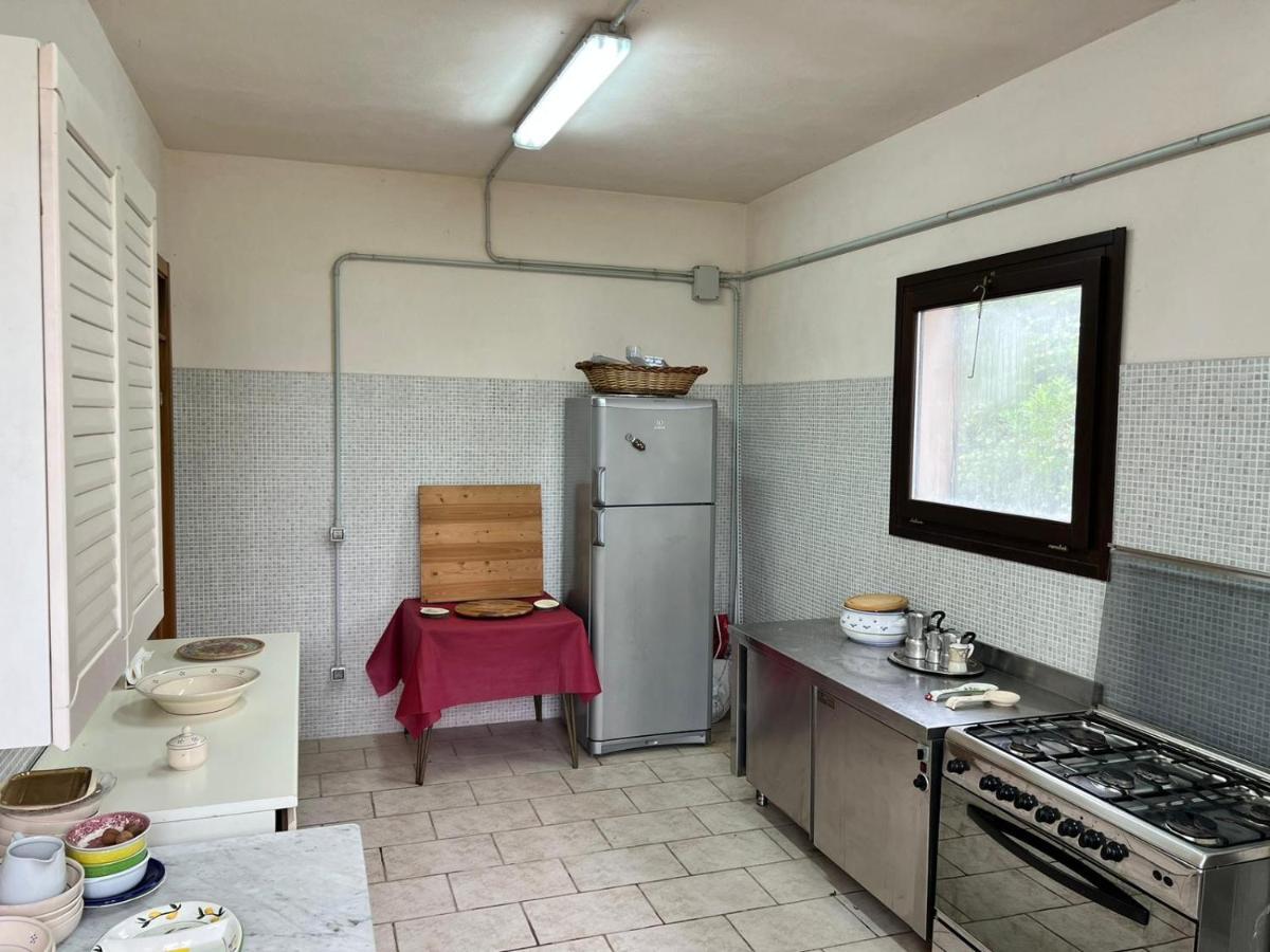 Villa Agriturismo De Lorenzi Casarano Exterior foto